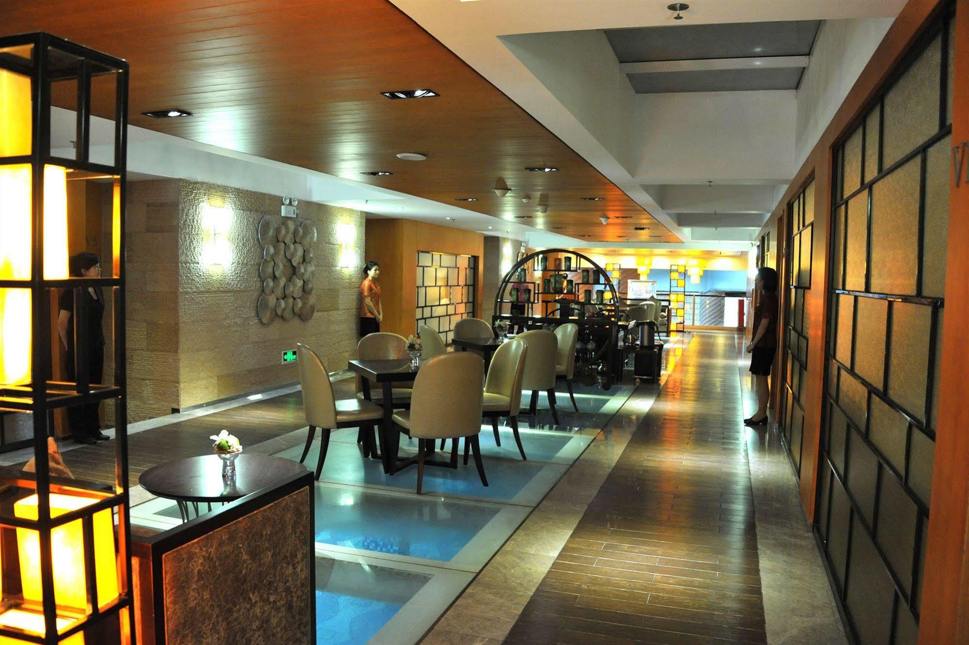 Yihe Hotel Гуанчжоу Экстерьер фото